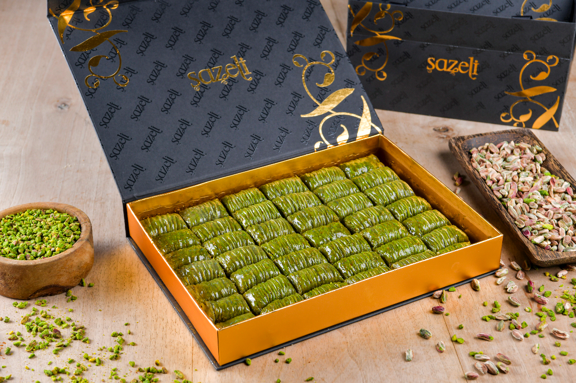 Pistachio Roll Baklava 1 Kg