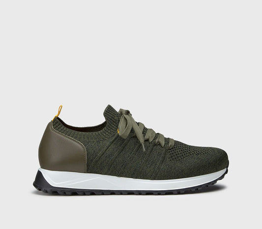 SNEAKERS IN TECHNICAL FABRIC AND GREEN